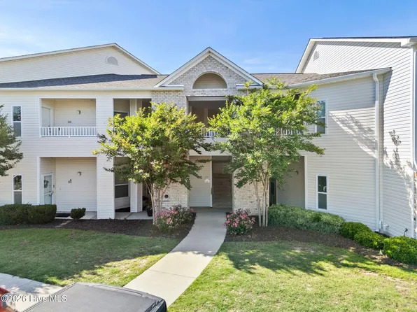 207 Fullford Lane Unit 102, Wilmington, NC 28412