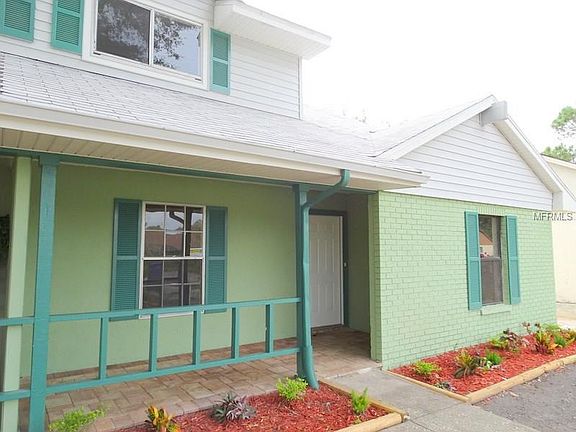 3rd image of 3274 Laurel Dale Dr