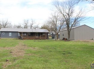 34300 S Adams St, Lebo, KS 66856