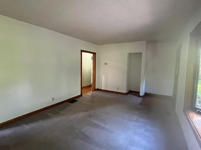 2130 Cave Hill Ln — Photo 17