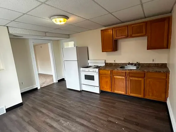 957 5th Ave #957, East Mc Keesport, PA 15035