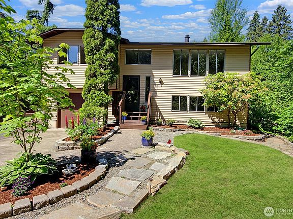3rd image of 31405 169th Avenue SE
