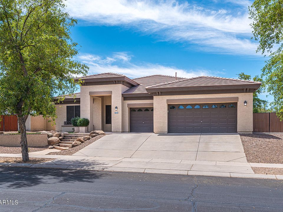 1st image of 4133 E REINS Road