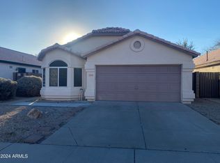 1050 N Naples Dr, Chandler, AZ 85226