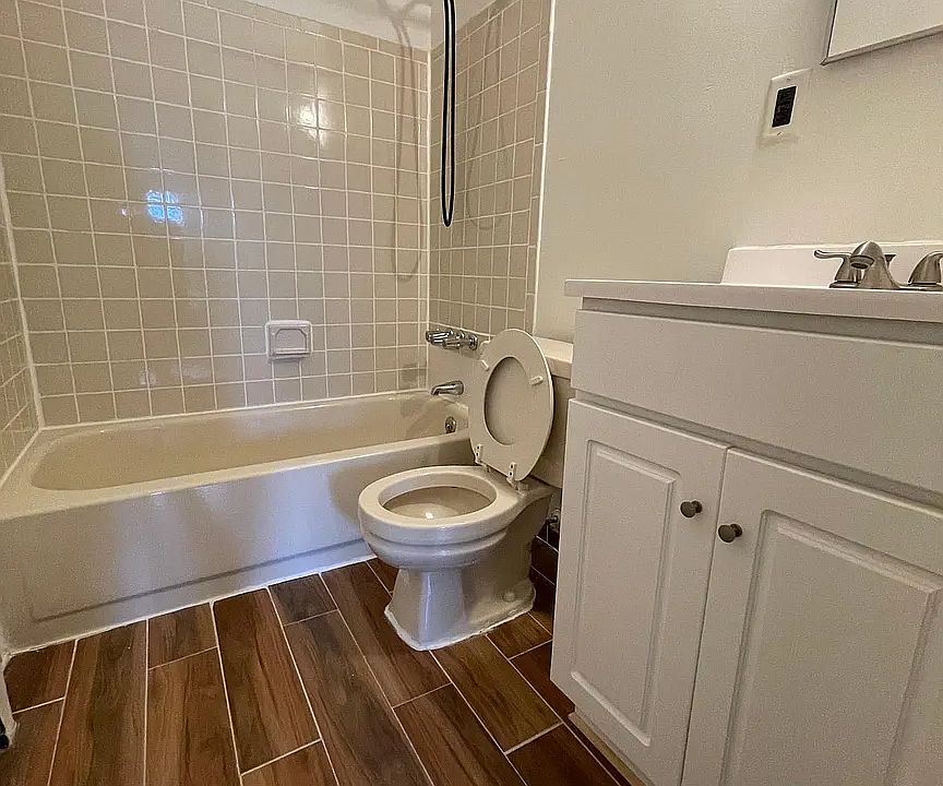 1st image of 149-18 Roosevelt Ave #3