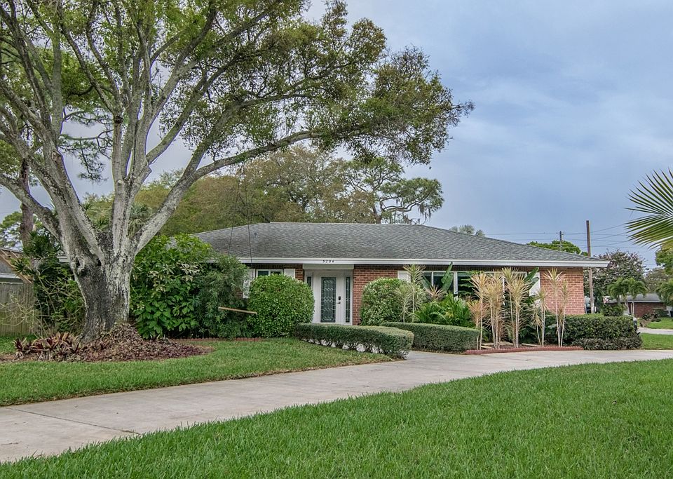 1st image of 5294 Venetian Blvd NE