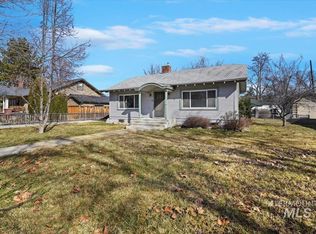 1909 Dearborn St, Caldwell, ID 83605