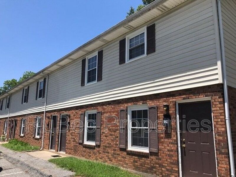 1st image of 115 E Maine Ave