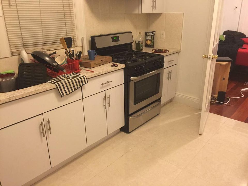 2nd image of 6110 Metropolitan Avenue # Fl 1ST