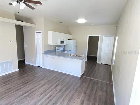 2nd image of 631 35th Ave S