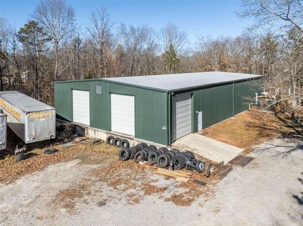 200 Heath Rd, Carrollton, GA 30116