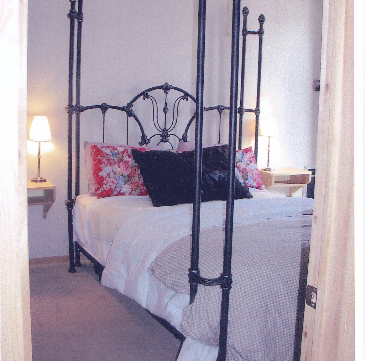 137 Laurel Mountain Rd — Photo 2