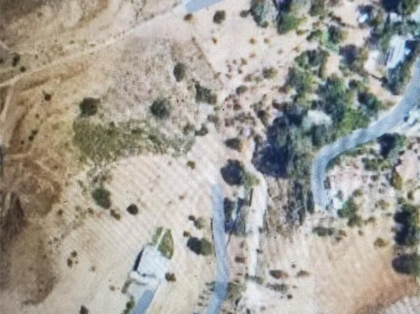 8001 Denivelle Rd #114, Sunland, CA 91040