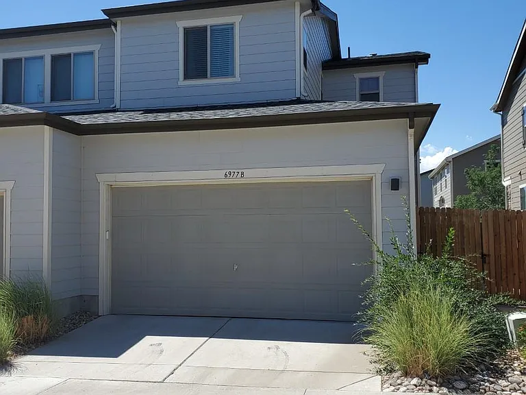 6977 Isabell Ln — Photo 2