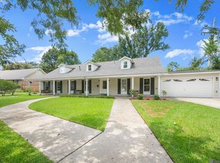 6061 Hibiscus Dr, Baton Rouge, LA 70808