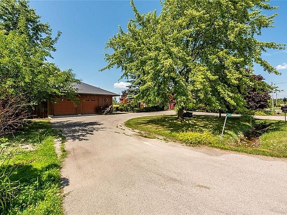 3rd image of 2990 S Grimsby Rd #18