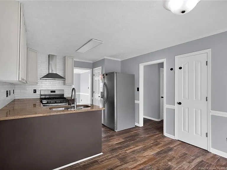 1183 Helmsley Dr — Photo 10
