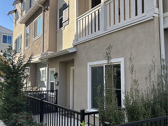 2nd image of 1395 Reliance