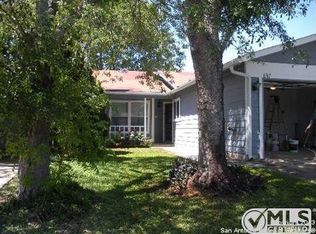 6767 Hickory Springs Dr, San Antonio, TX 78249