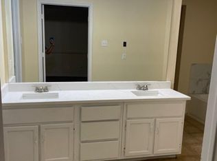 1104 Grounds Rd, Cedar Hill, TX 75104