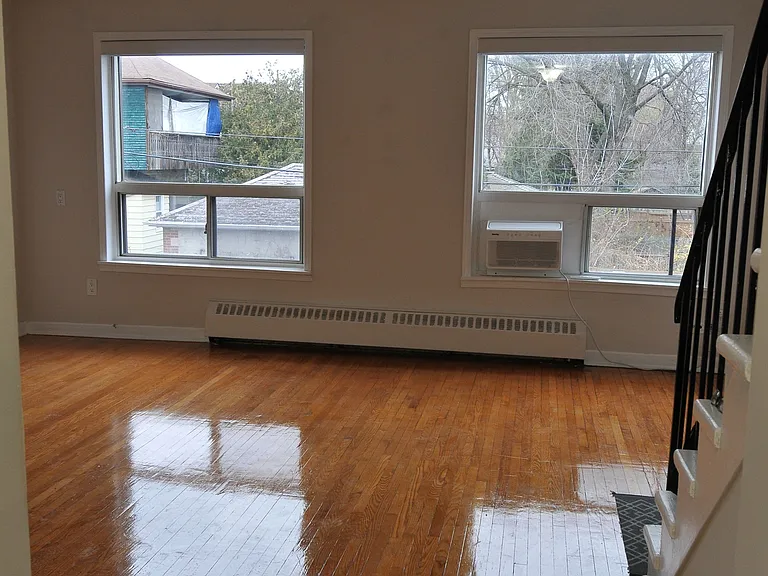 1013 Pape Ave #A — Photo 20
