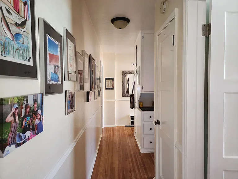 10758 Farragut Dr — Photo 16