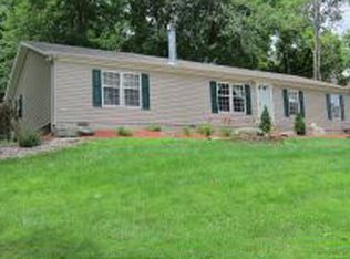 Sycamore Rd, Bloomfield, IN 47424