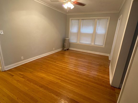 5th image of 5947 W Ohio St APT 1E