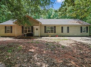 345 Summer Dr, Gay, GA 30218