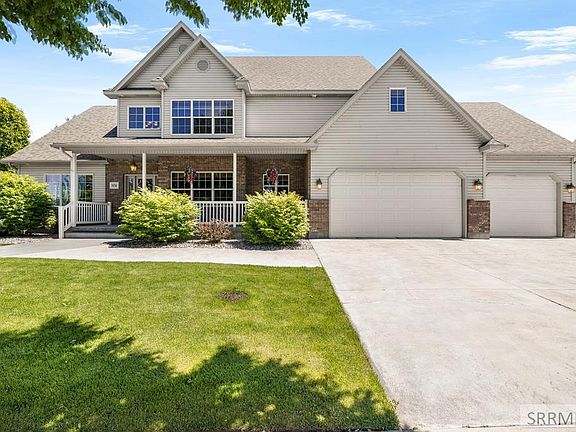 2nd image of 5856 Gleneagles Dr