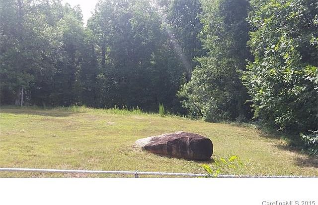 2nd image of 6915 Dixie River Rd
