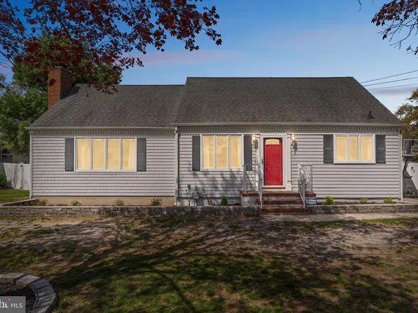 435 Austin Ave, Brick, NJ 08724