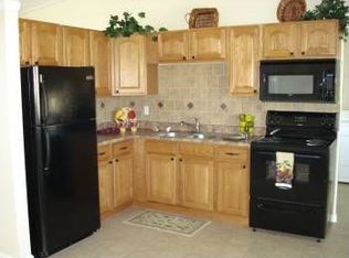 17 Carlotta St, New Carlisle, OH 45344