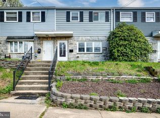 112 W Jackson St, Fleetwood, PA 19522