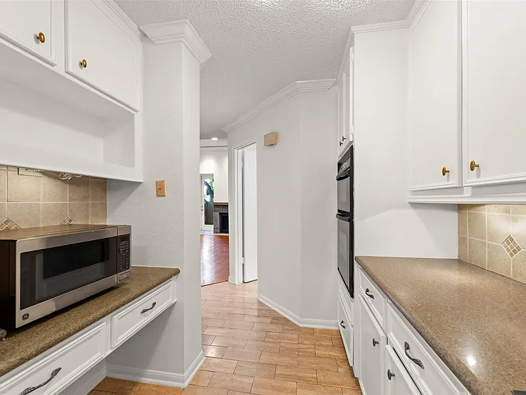 2602 Rice Blvd — Photo 23