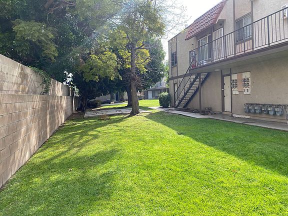 3rd image of 20819 Elaine Ave APT 212