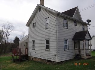 105 S Fairview Main St, Petrolia, PA