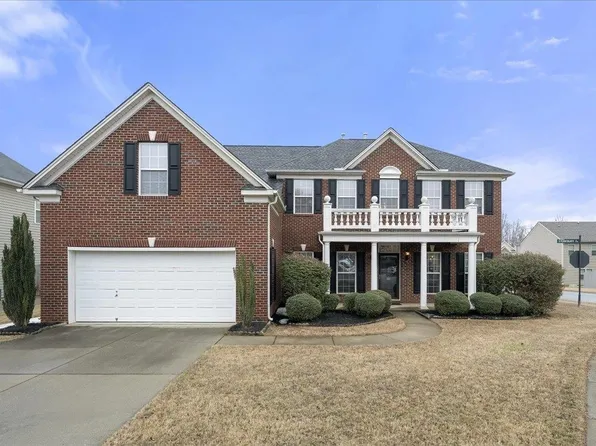 200 Stonebury Dr, Simpsonville, SC 29680