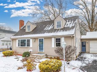 1211 Willard Ave, Newington, CT 06111