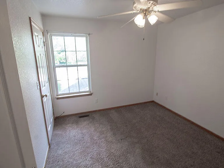 5342 Godas Cir — Photo 16