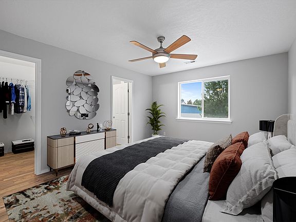 2nd image of 9812 Coronado Dr