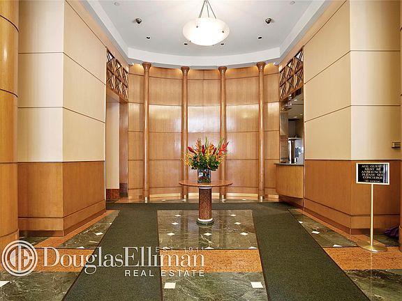 4th image of 301 W 57th St APT 19C