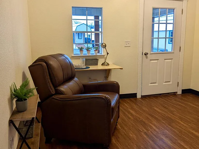 220 Davis Ford Ln — Photo 5