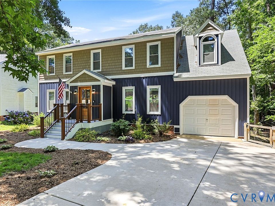 1st image of 120 Lakeside Dr