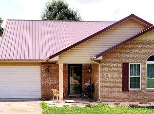 1738 Meadow Ridge Cir, Sevierville, TN 37862