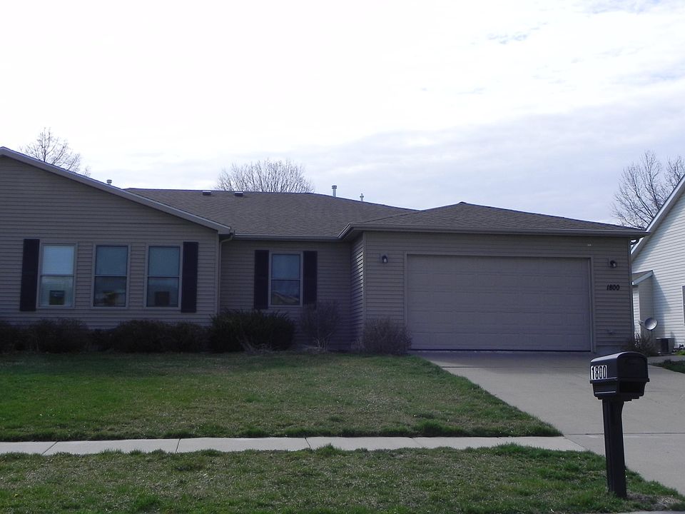 1st image of 1800 E 6th St #1