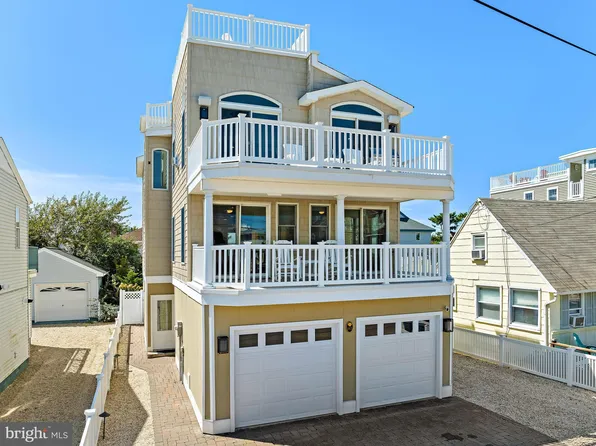 112 E 13th St, Brant Beach, NJ 08008