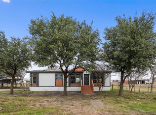 152 Pond View Dr, Decatur, TX 76234