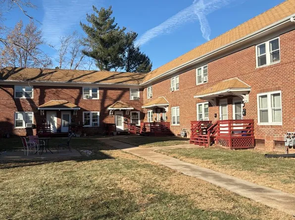 Daisy Terrace Apartments (1110 S. 30th Ave.), 1110 S 30th Ave APT 7, Omaha, NE 68105