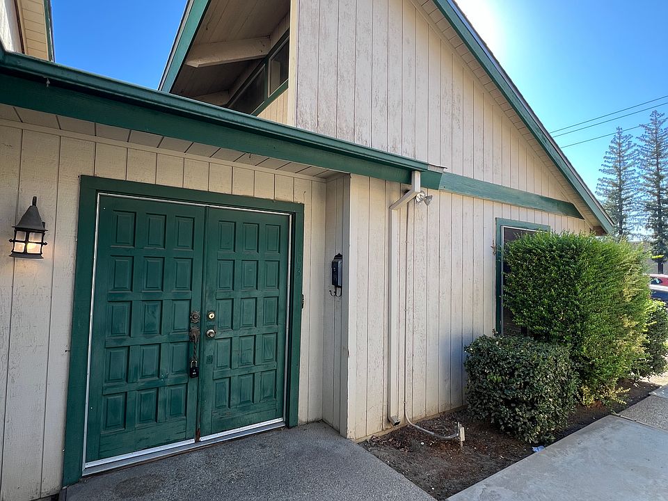 1st image of 1211 E Ashlan Ave #103